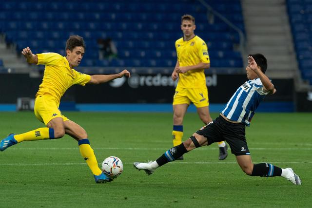 华子36+13+7森林狼大胜尼克斯 绿军大胜魔术