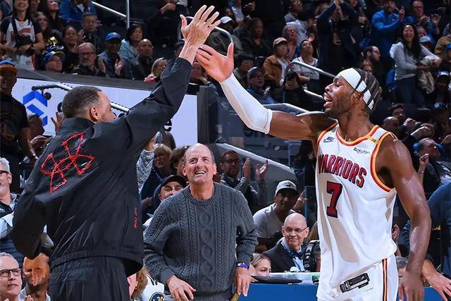 文班亚马31+12+6+6马刺胜步行者 尼克斯克骑士