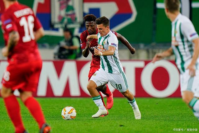 35岁法国裁判莱特西尔当选IFFHS年度最佳裁判